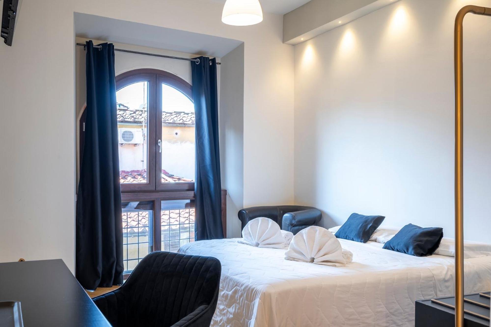 Duomo - Camere Matrimoniali Con Bagno Privato Флоренция Экстерьер фото